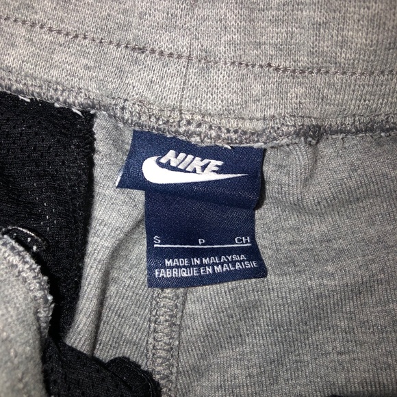 Nike joggers - Picture 2 of 3